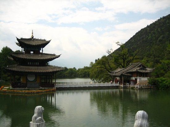 Baihuatan Park